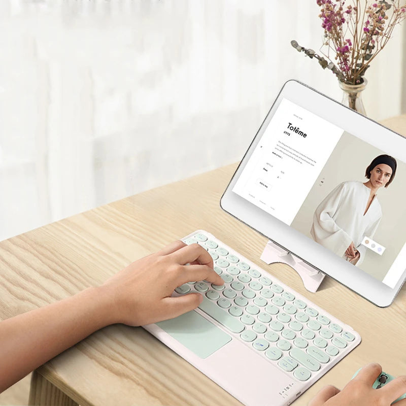 Teclado Bluetooth Sem Fio com Touchpad Multilíngue